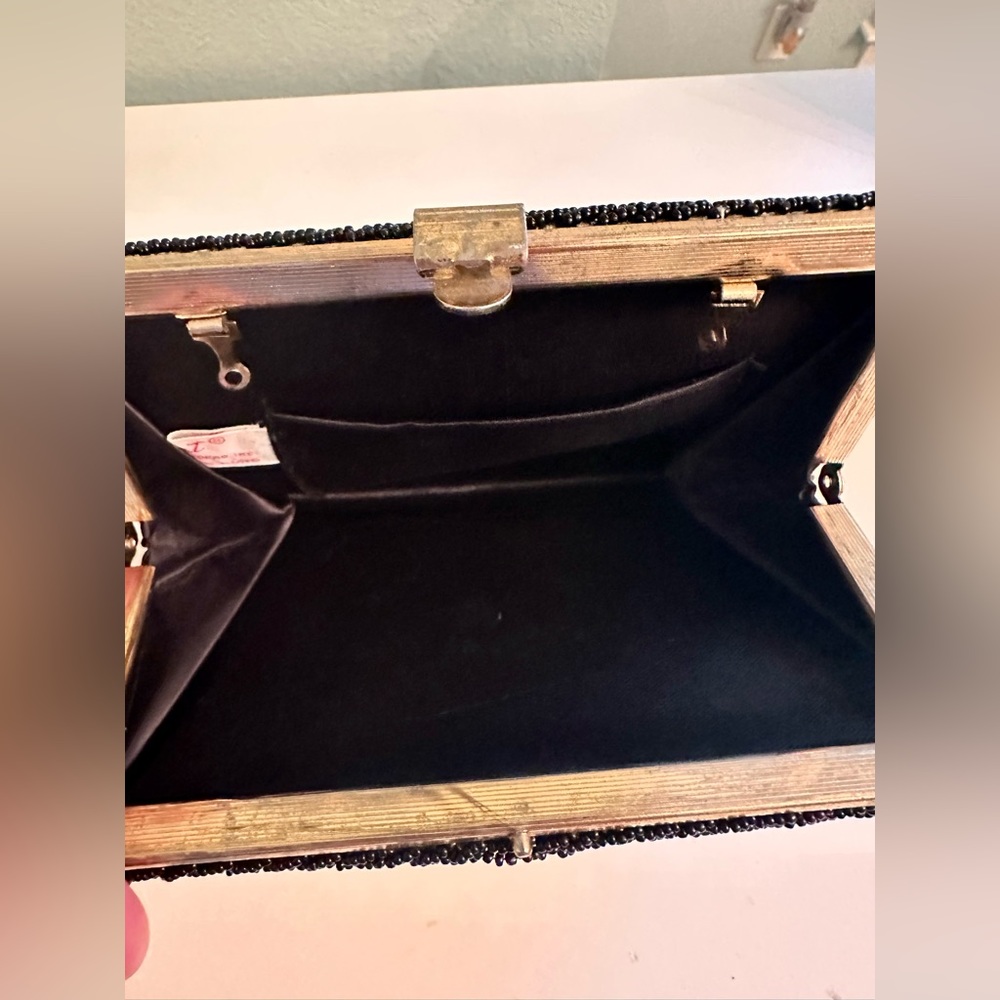 Vintage Earnest Floral Black Beaded Clutch! - Picture 7 of 7